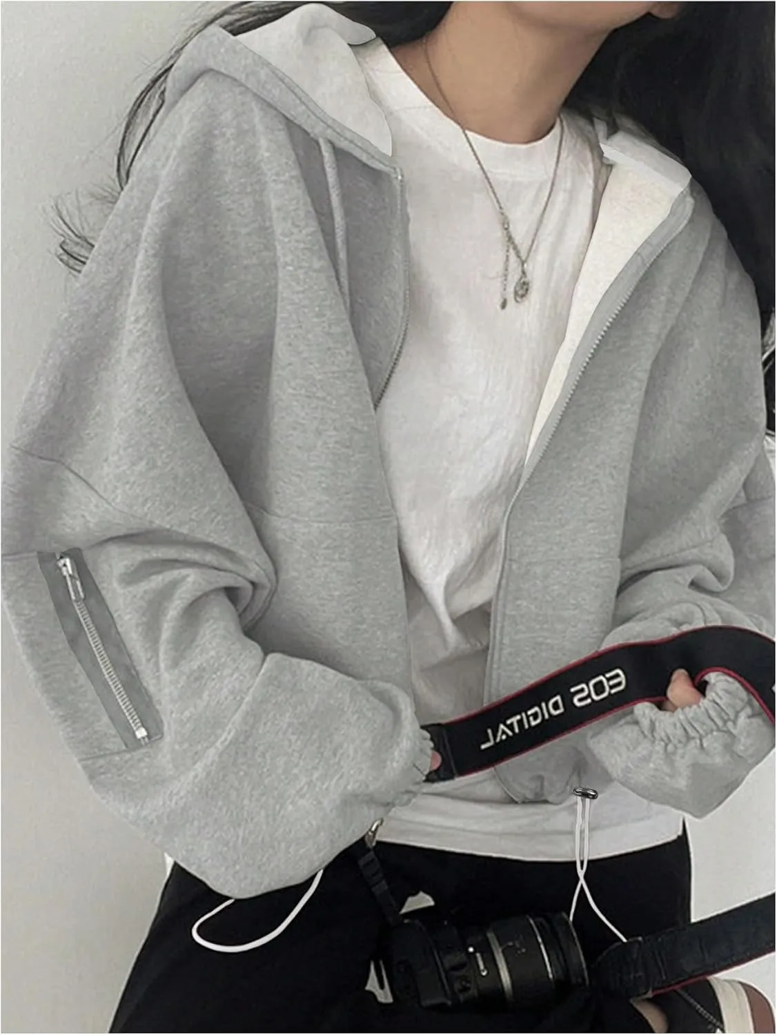 GORGLITTER Women's Zip Up Drawstring Hoodie Long Sleeve Kangaroo Pocket Loose Sweatshirt