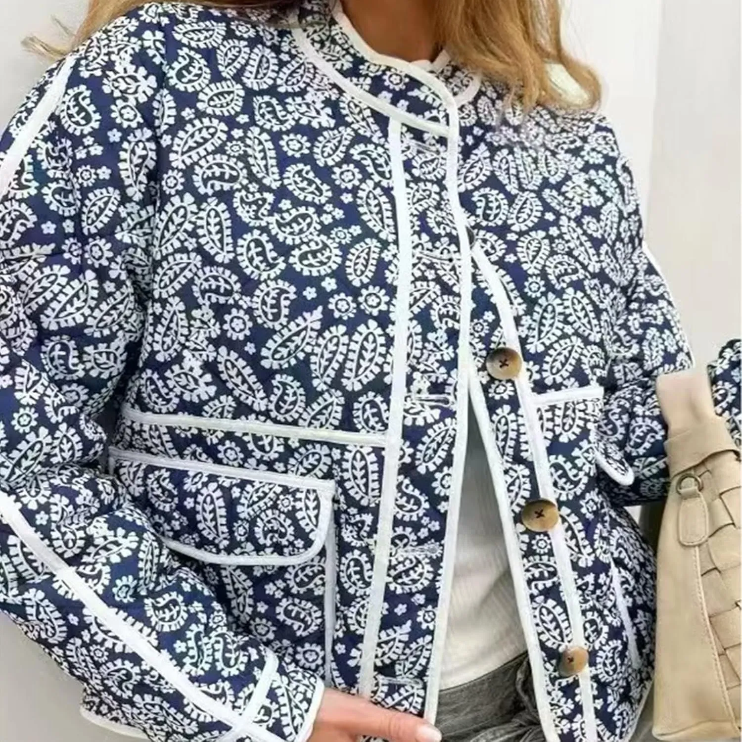 HOTIAN Floral Printed Puff Jackets for Women Lightweight Cropped Padded Puffer Jacket Cardigan Quilted Winter Coats