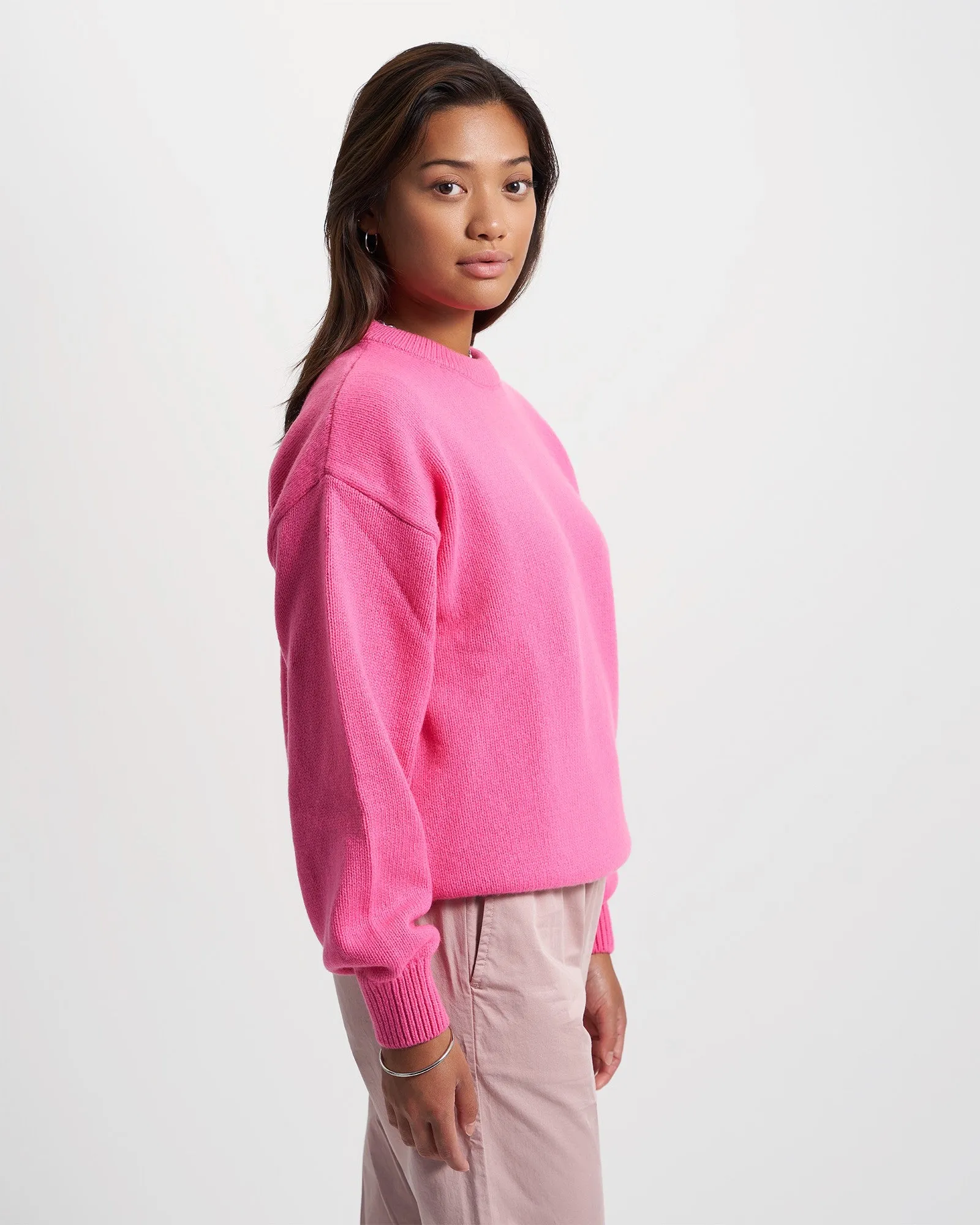 Oversized Merino Wool Crew - Bubblegum Pink