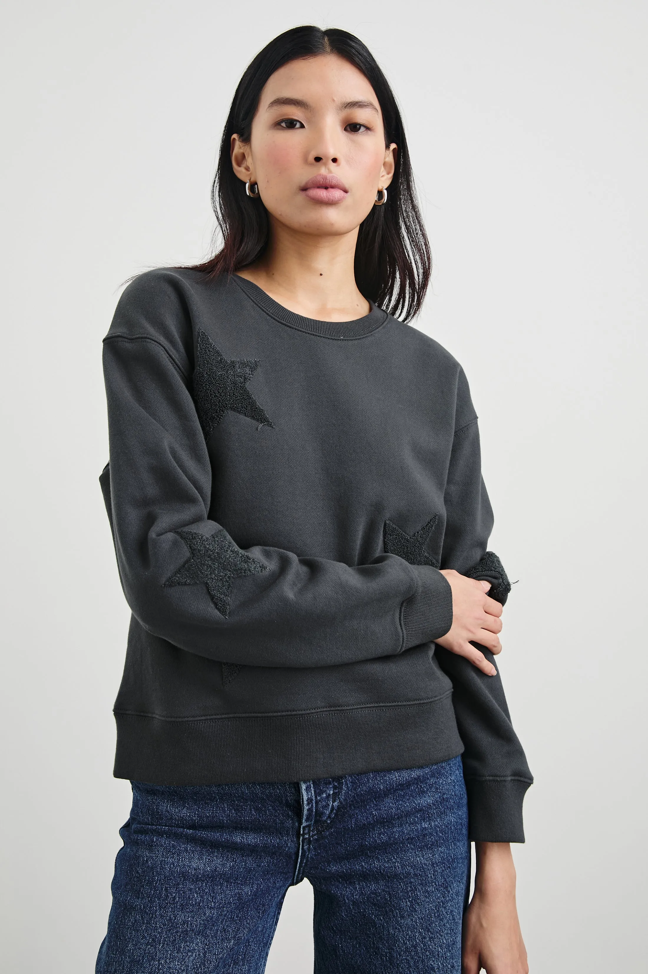 SONIA SWEATSHIRT - WASHED BLACK