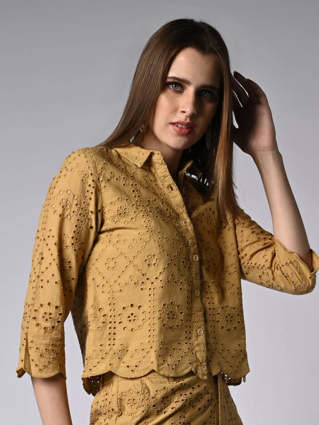 Women  Self Design Slim Fit Crop Shirt